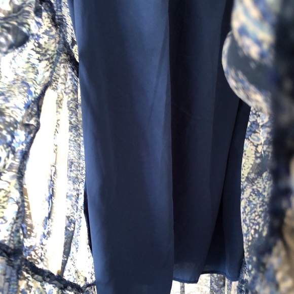 Joie Parisian Paisley printed Maxi tiered dress. Size Large. Hi/Lo. Lined. NWT - Picture 5 of 10